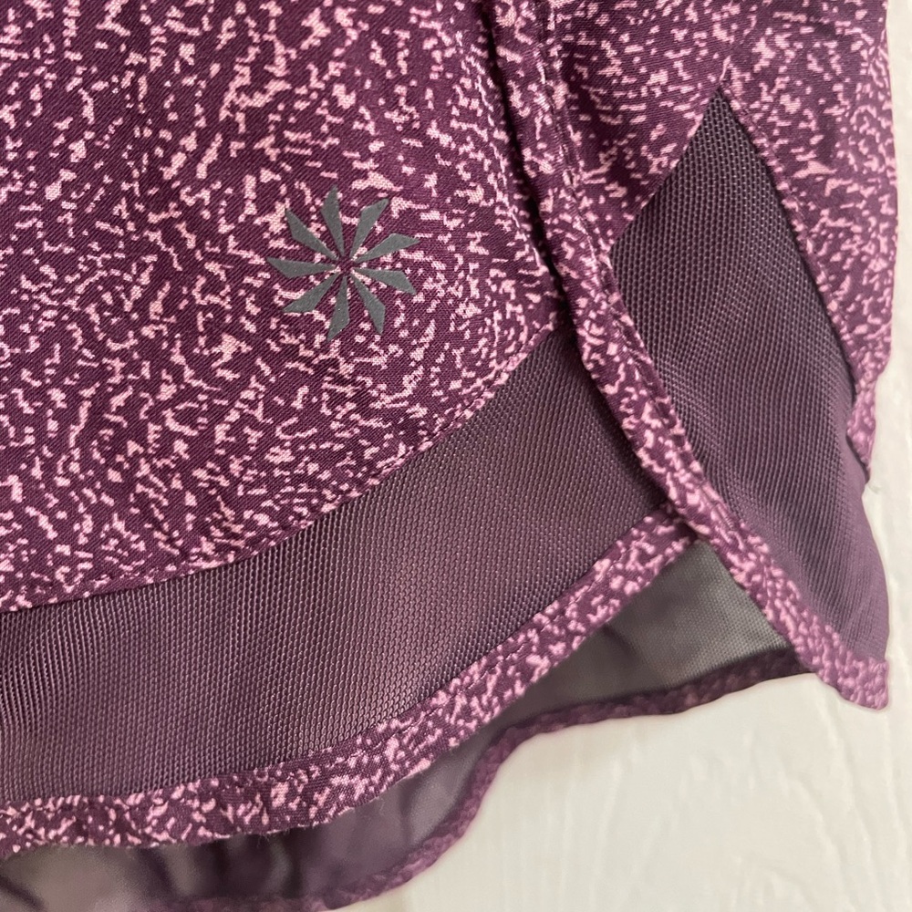 💜ATHLETA Women's Dark Purple Athletic Shorts, Medium EUC - Picture 4 of 14